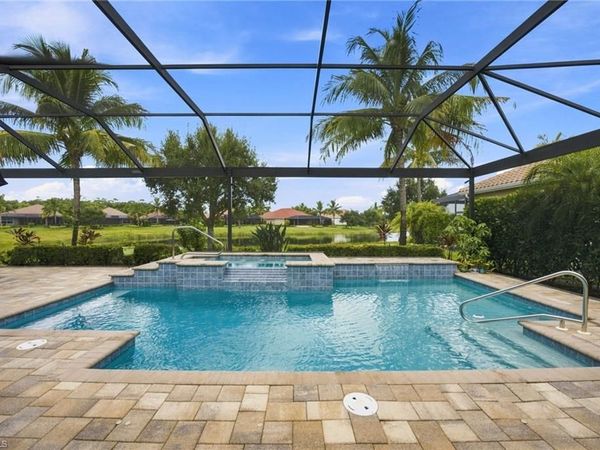 9455 Lagomar CT, NAPLES, FL 34114