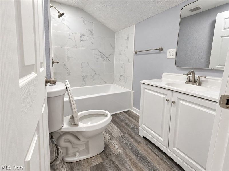 1318 W 20th Street, Lorain, OH 44052 Photo 11