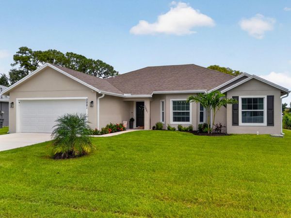 2881 SW Collings Drive, Port St. Lucie, FL 34953