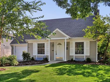1874 Glenn Avenue, Upper Arlington, OH 43212