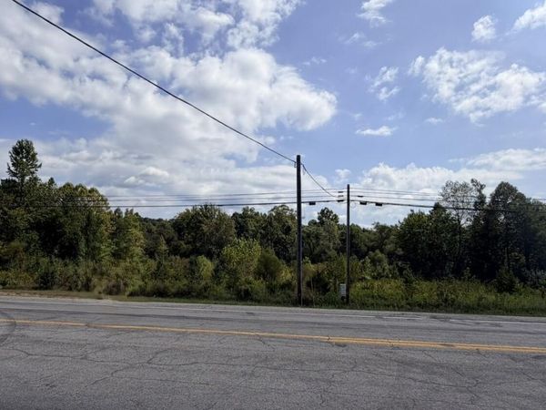 24660 Scott Hwy, Winfield, TN 37892