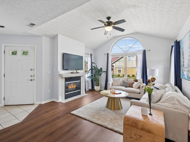 4654 Collingville Way, Unit 21, Columbus, OH 43230 Photo 6