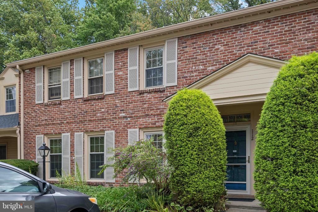 112 MACKLENBURG DRIVE, BLUE BELL, PA 19422