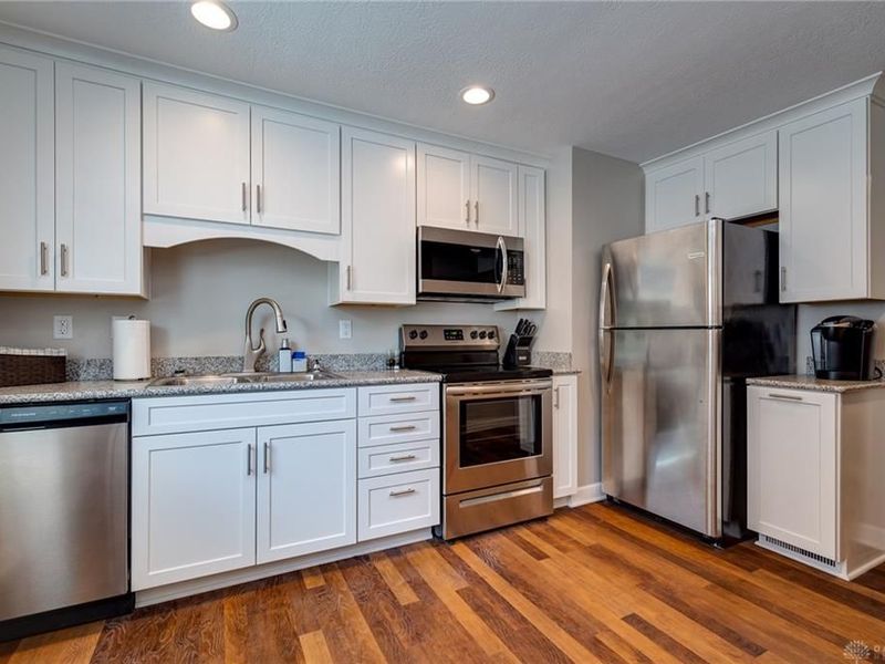 1126 Irving Avenue, Unit 2, Dayton, OH 45419 Photo 11