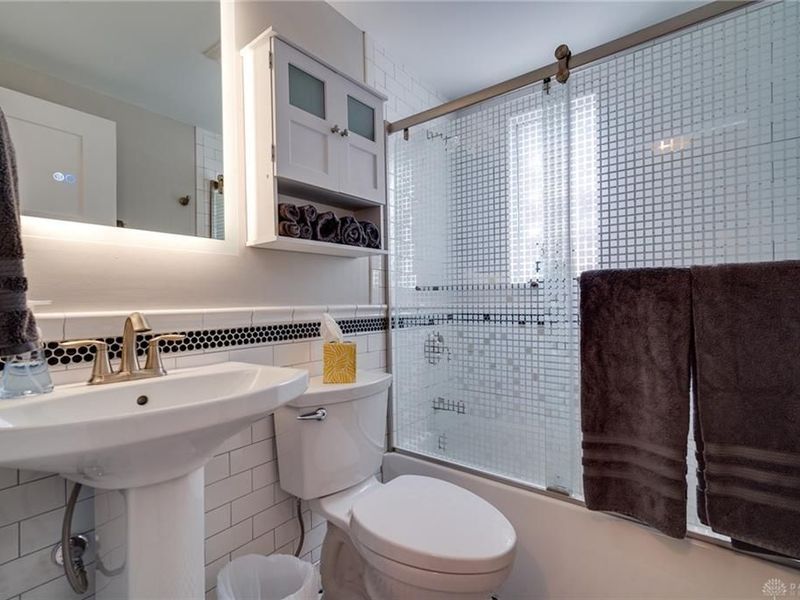 1126 Irving Avenue, Unit 2, Dayton, OH 45419 Photo 16