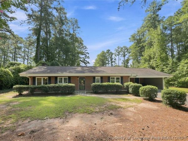 117 Lakeview Drive, Whispering Pines, NC 28327