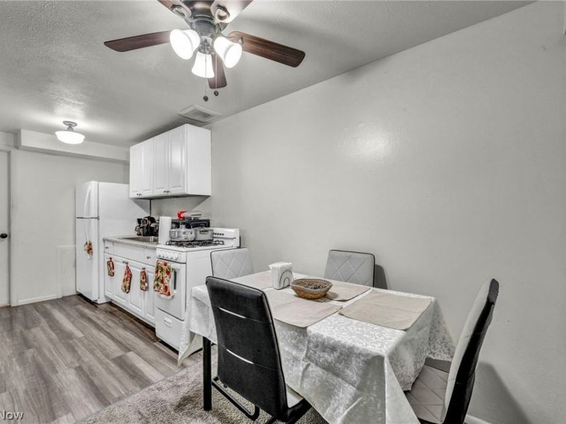 4203 Denison Avenue, Cleveland, OH 44109 Photo 12