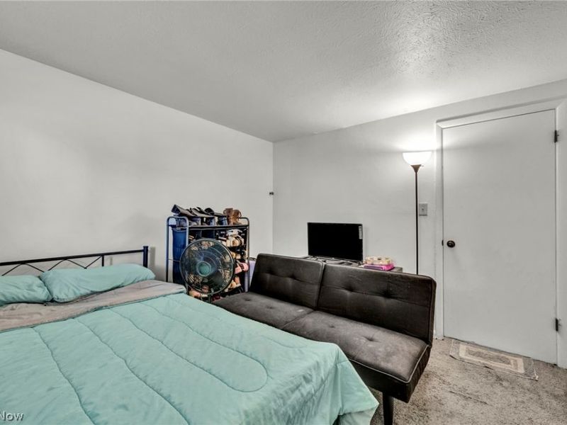 4203 Denison Avenue, Cleveland, OH 44109 Photo 20
