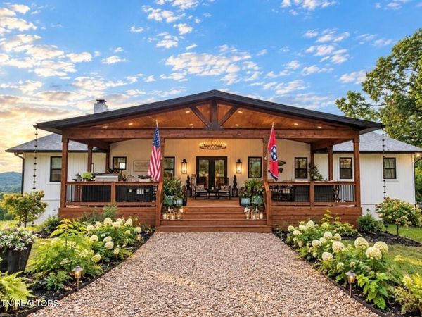 340 Honeybee Lane, Kingston, TN 37763