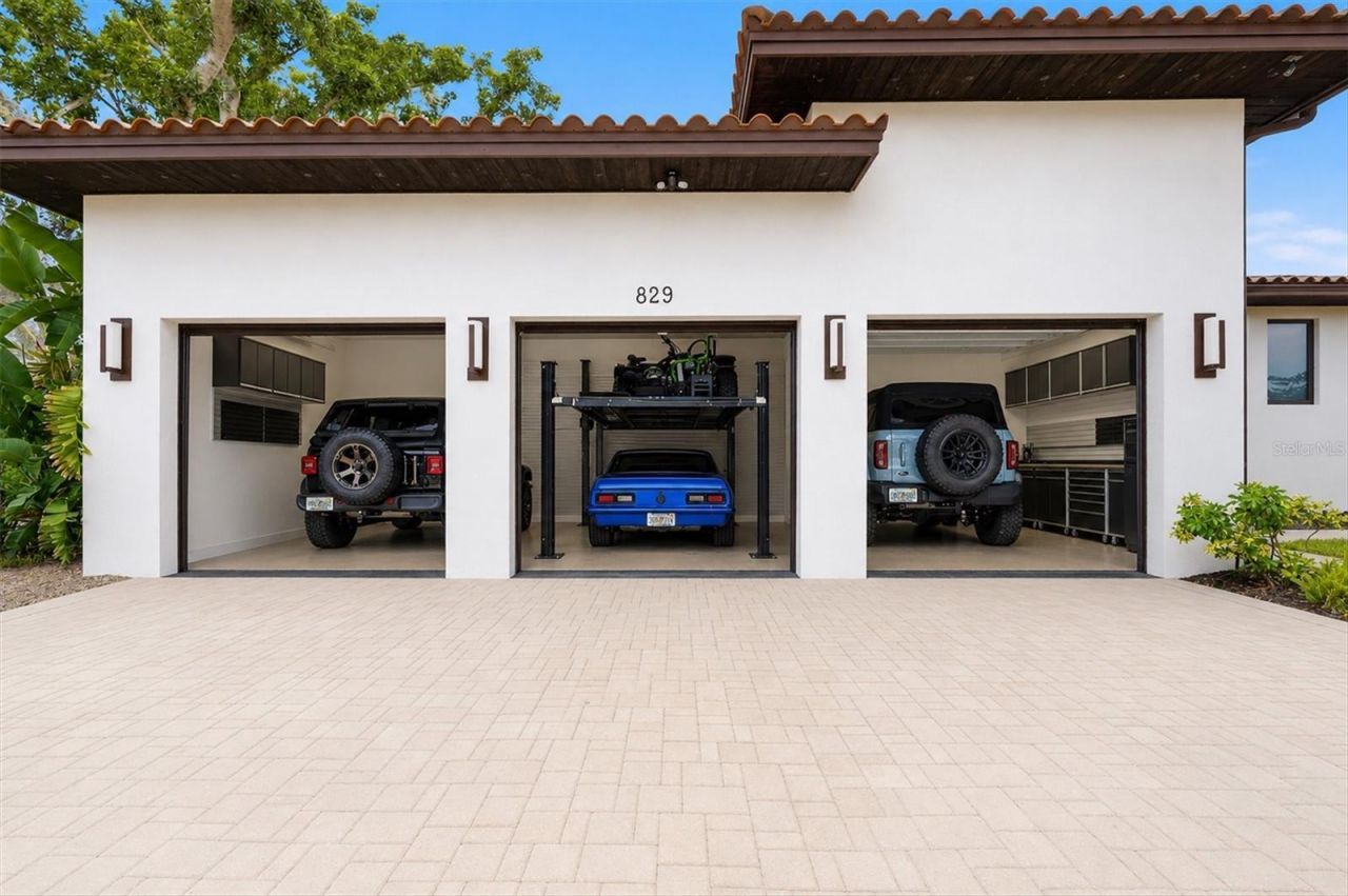 829 Idlewild Way, Sarasota, FL 34242 Photo