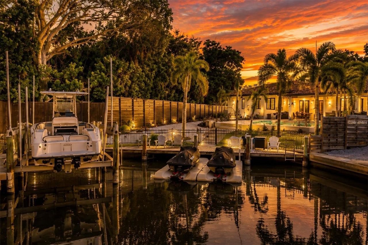 829 Idlewild Way, Sarasota, FL 34242 Photo