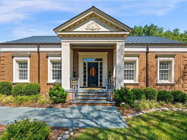 1110 Forest Hill Drive, High Point, NC 27262