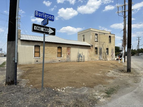 500 AUSTIN ST, San Antonio, TX 78215