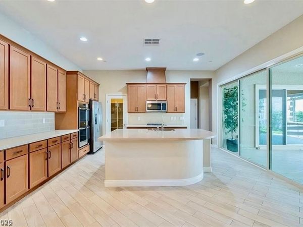 412 Cadence View Way, Henderson, NV 89011