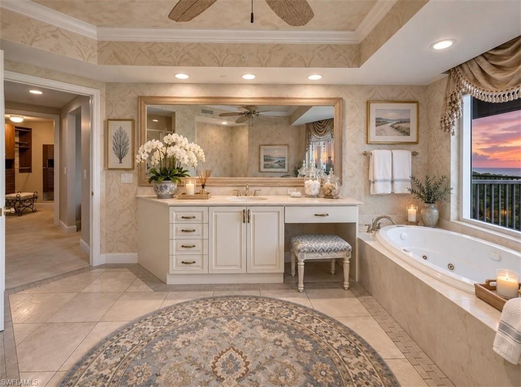 6597 Nicholas Blvd, Unit 804, Naples, FL 34108 Photo