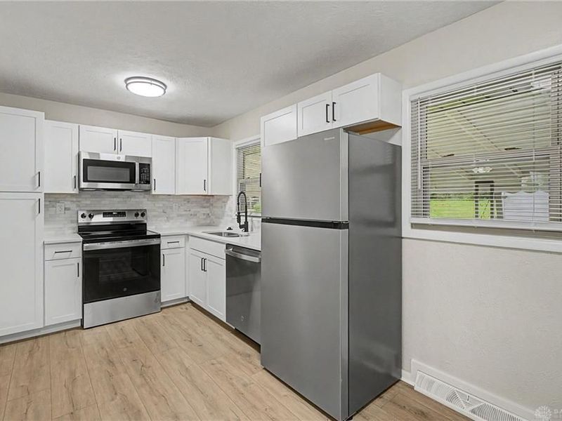 5346 Duquesne Avenue, Dayton, OH 45431 Photo 14