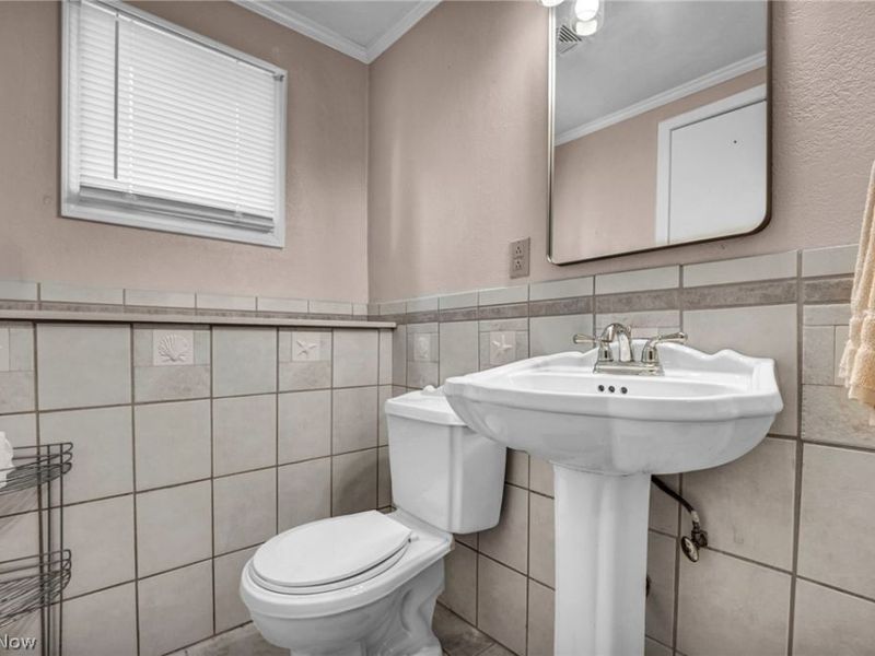 4933 Nan Linn Drive, Richmond Heights, OH 44143 Photo 32