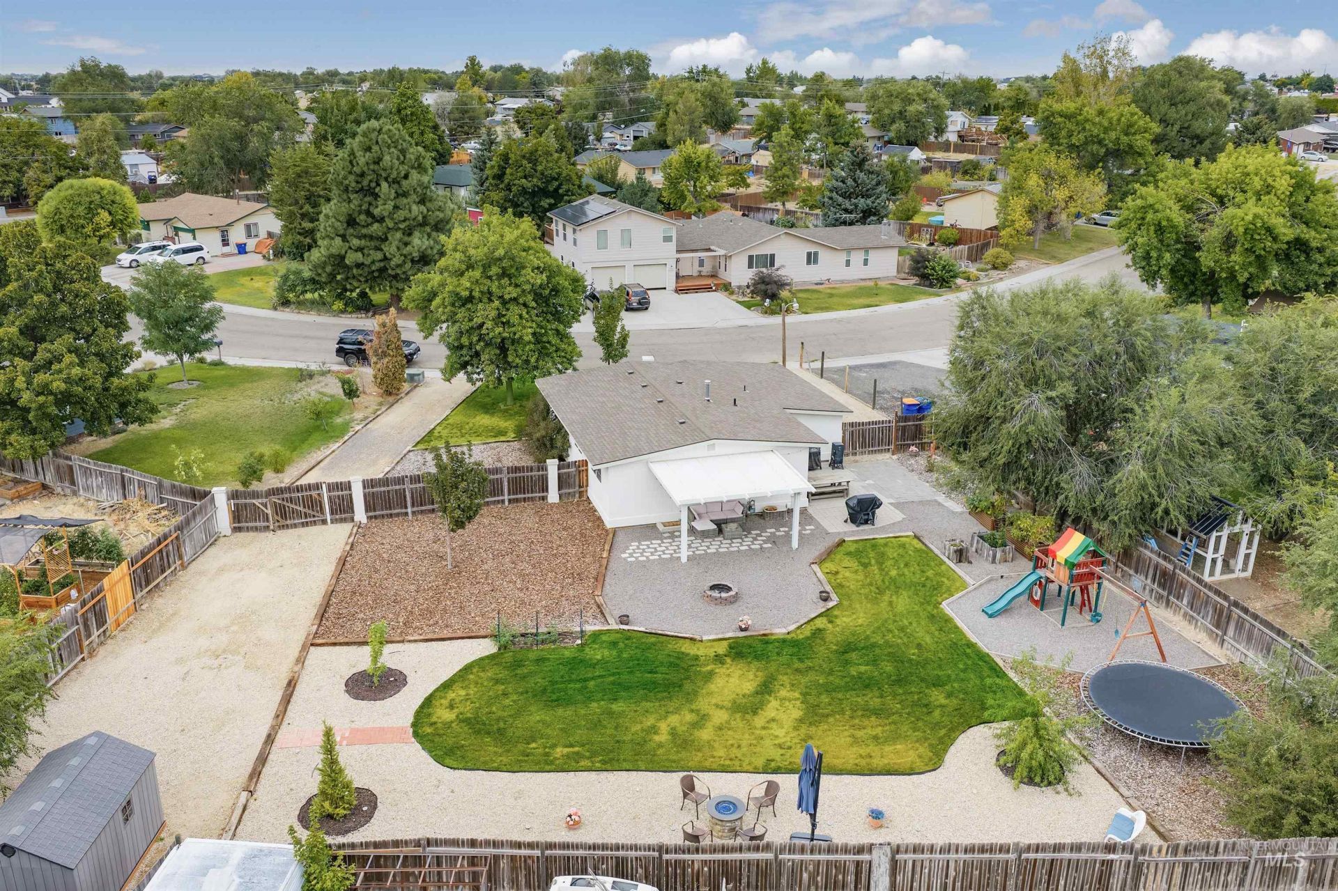 10563 W Silver Fox Dr, Boise, ID 83709 Main Photo
