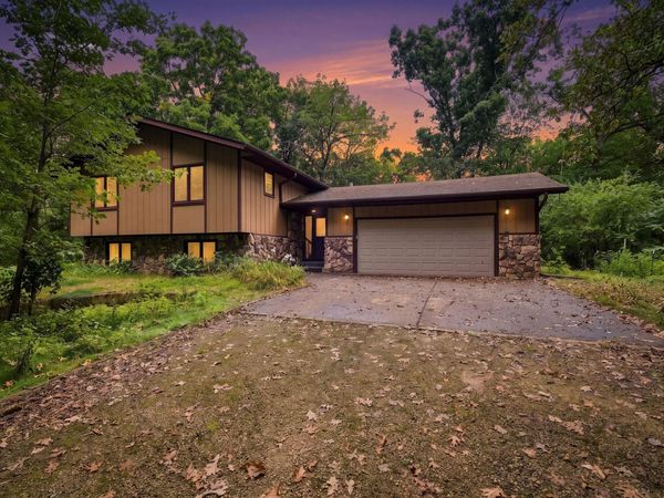 11796 Akron Avenue, Inver Grove Heights, MN 55077