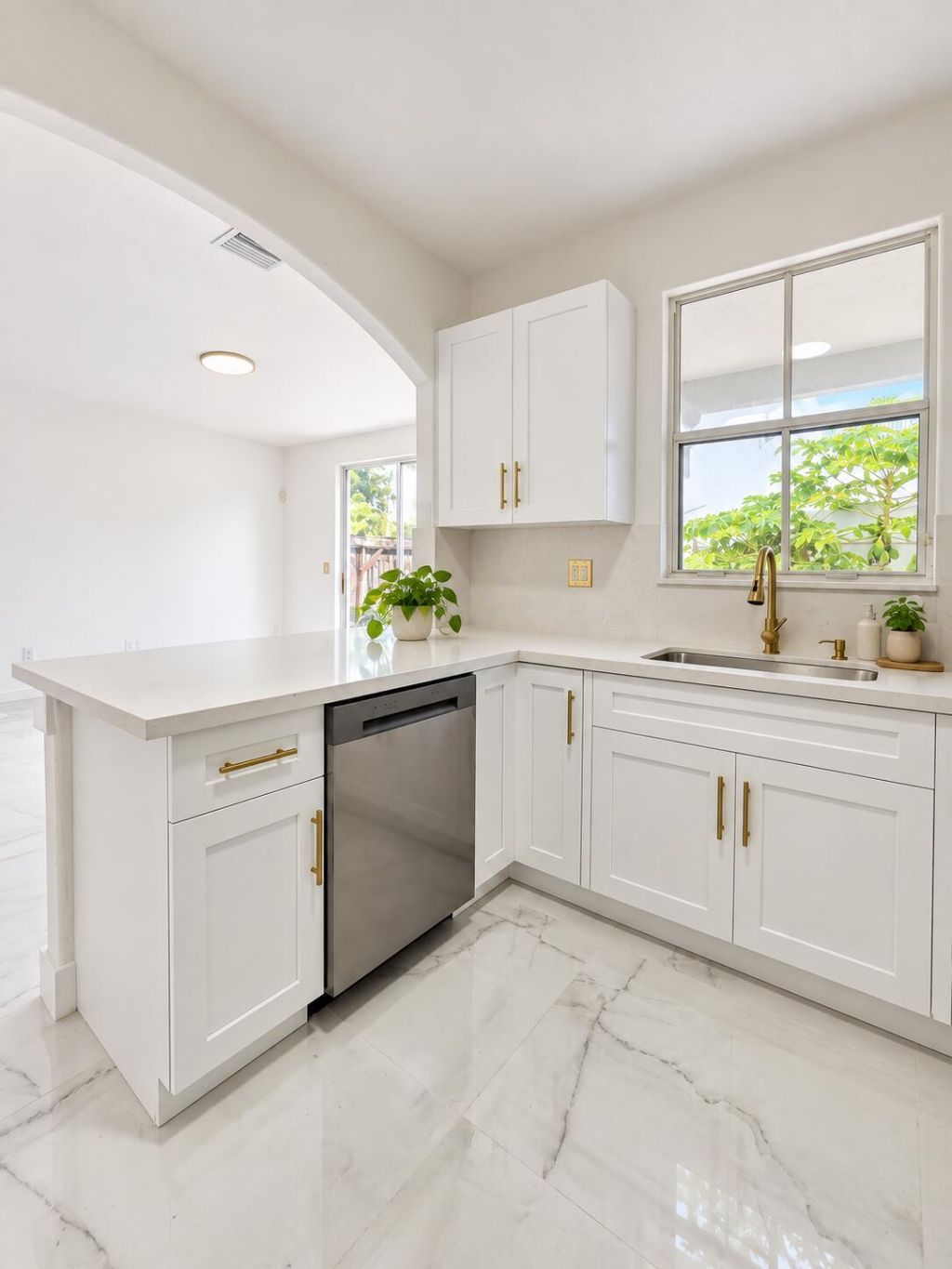 15430 SW 38th Terrace, Miami, FL 33185 Photo