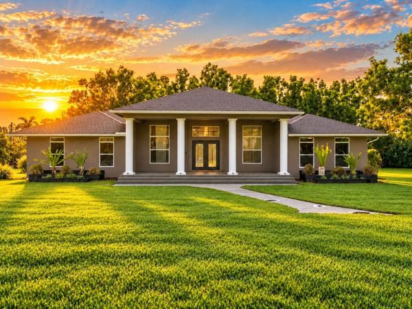 9176 190th Street N, Loxahatchee, FL 33470