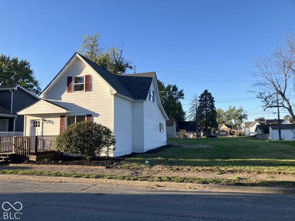 1914 S L Street, Elwood, IN 46036