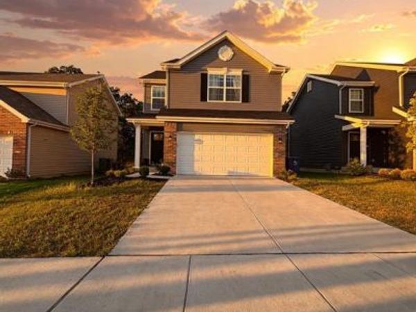 157 Day Lily Lane, Wentzville, MO 63385