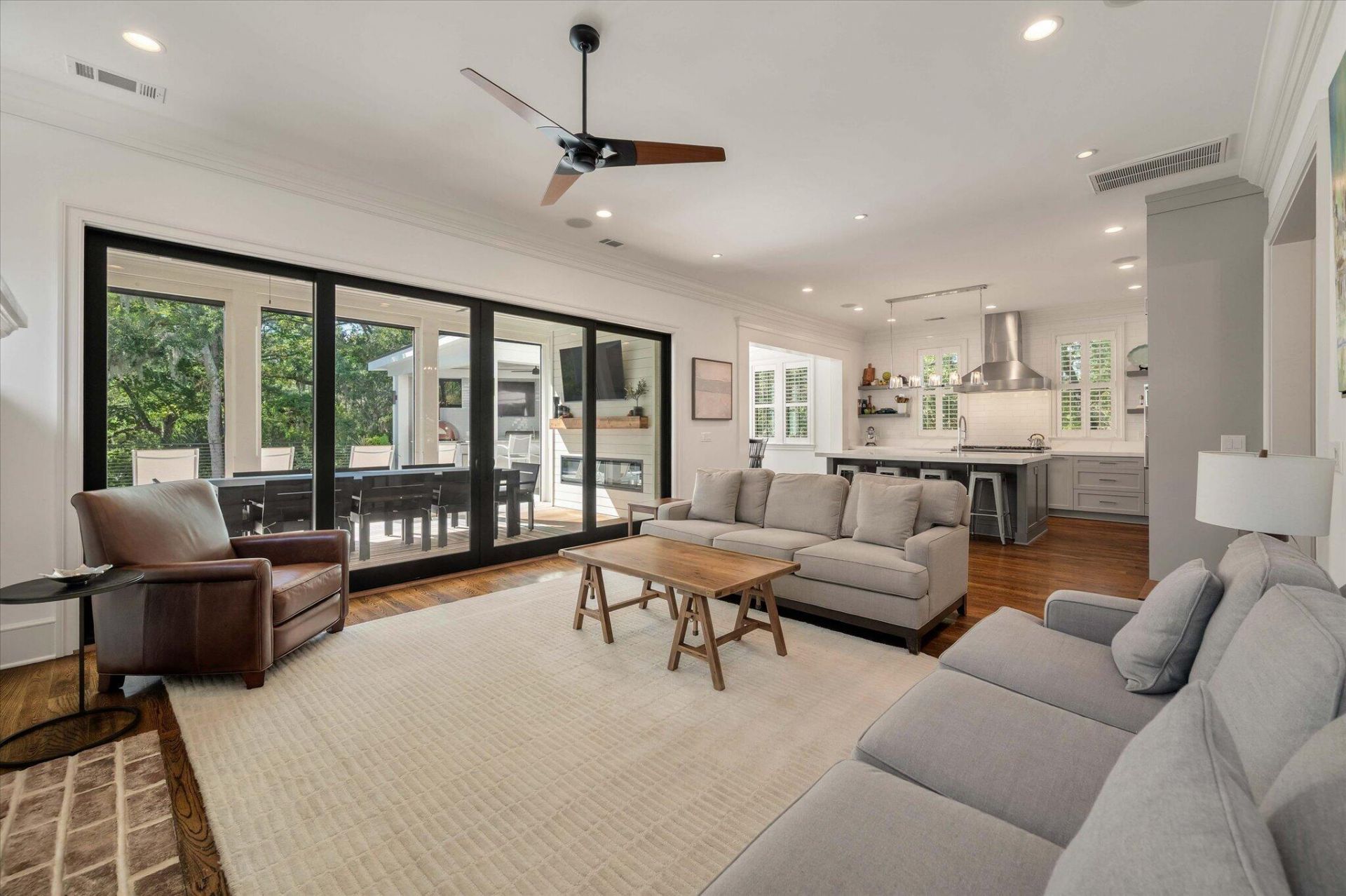 153 King George Street Photo 82