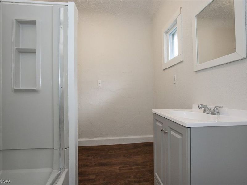 516 E 124th Street, Cleveland, OH 44108 Photo 11