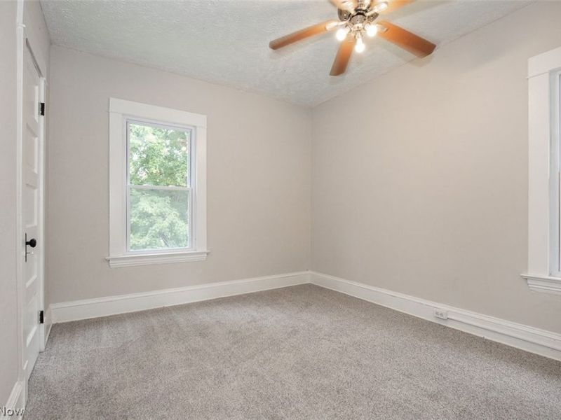 516 E 124th Street, Cleveland, OH 44108 Photo 12