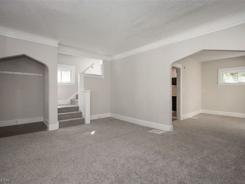 516 E 124th Street, Cleveland, OH 44108 Photo 3