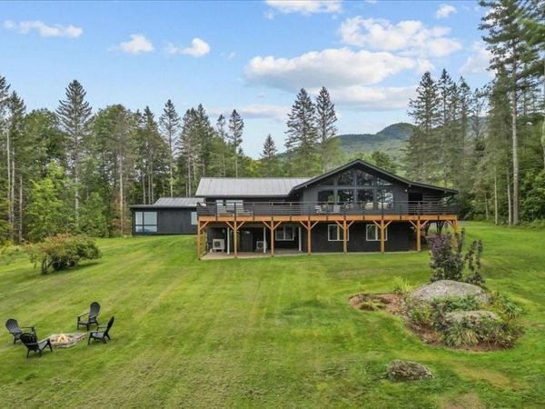 636 Upper Hollow Road, Stowe, VT 05672