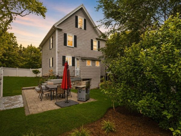 258 Cross St, Winchester, MA 01890