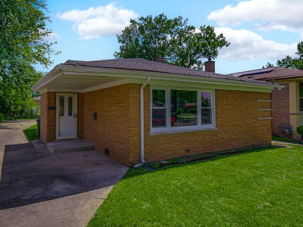 15041 Irving Avenue , Dolton, IL 60419
