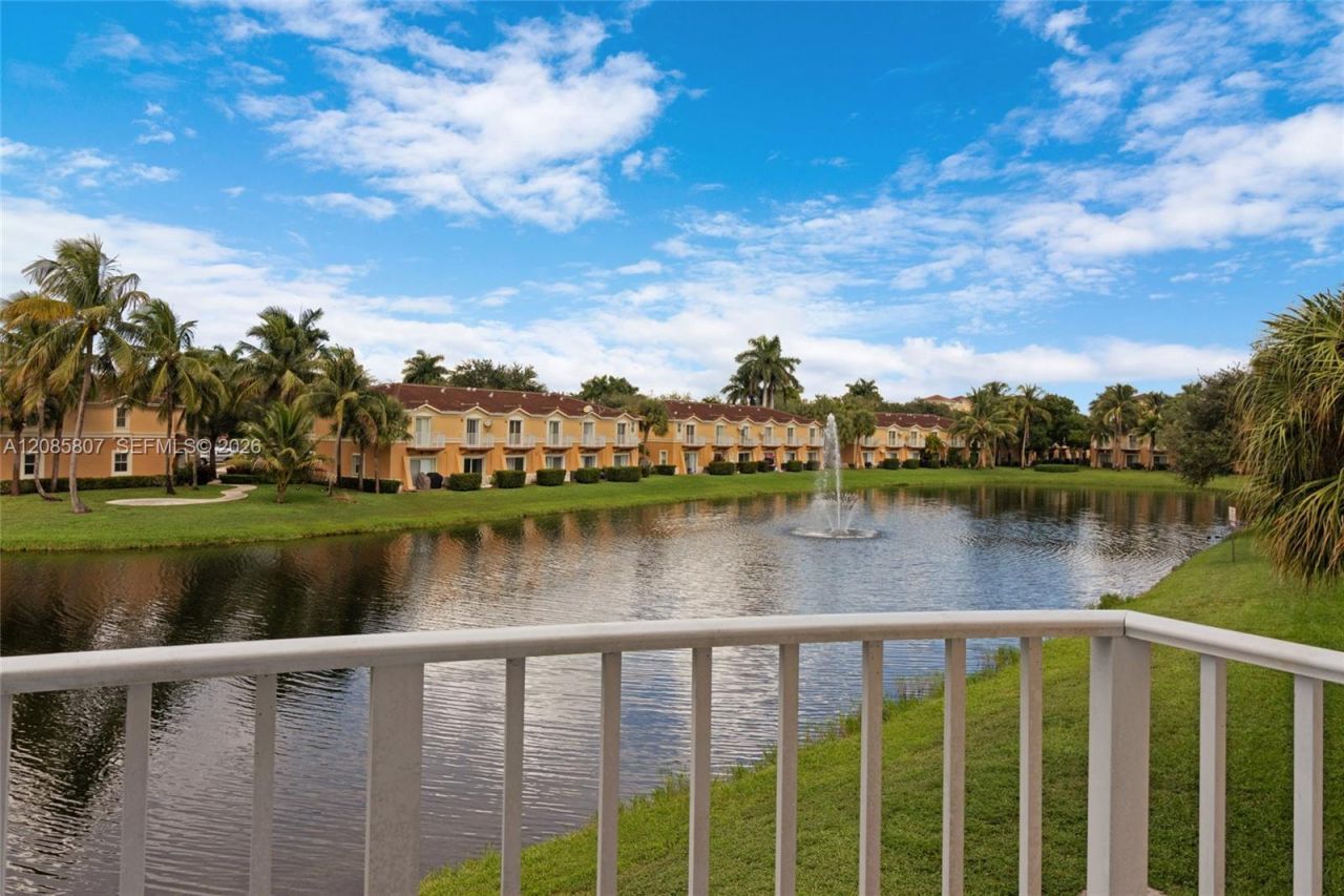 12905 SW 31st Ct, Unit TOWNHOUSE, Miramar, FL 33027 Photo
