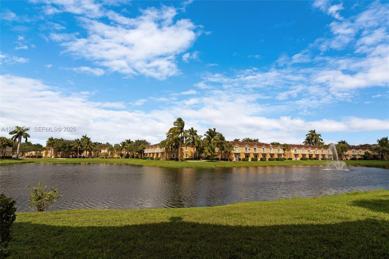 12905 SW 31st Ct, Unit TOWNHOUSE, Miramar, FL 33027 Photo