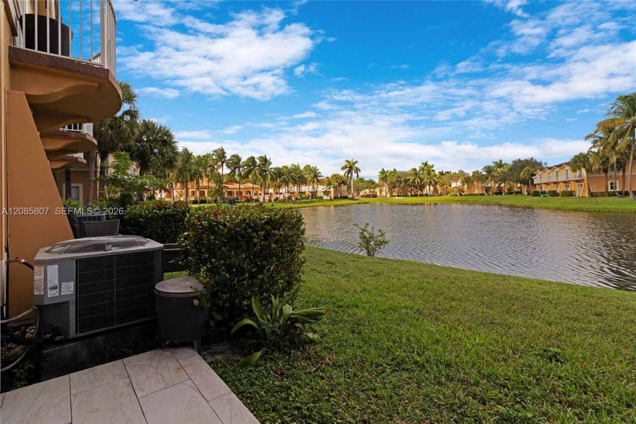 12905 SW 31st Ct, Unit TOWNHOUSE, Miramar, FL 33027 Photo