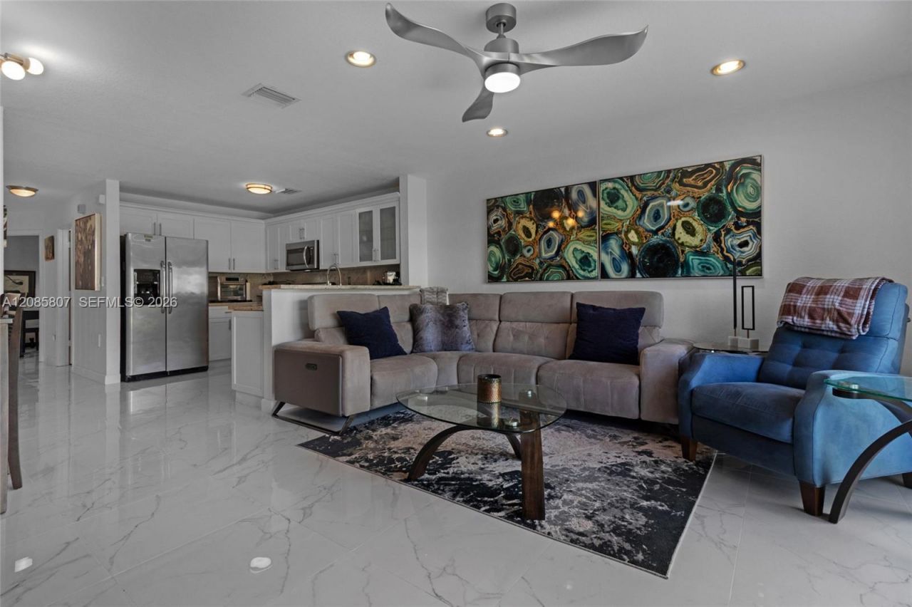 12905 SW 31st Ct, Unit TOWNHOUSE, Miramar, FL 33027 Photo