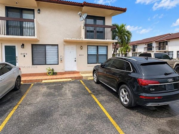 2071 W 54th St , Unit 77, Hialeah, FL 33016