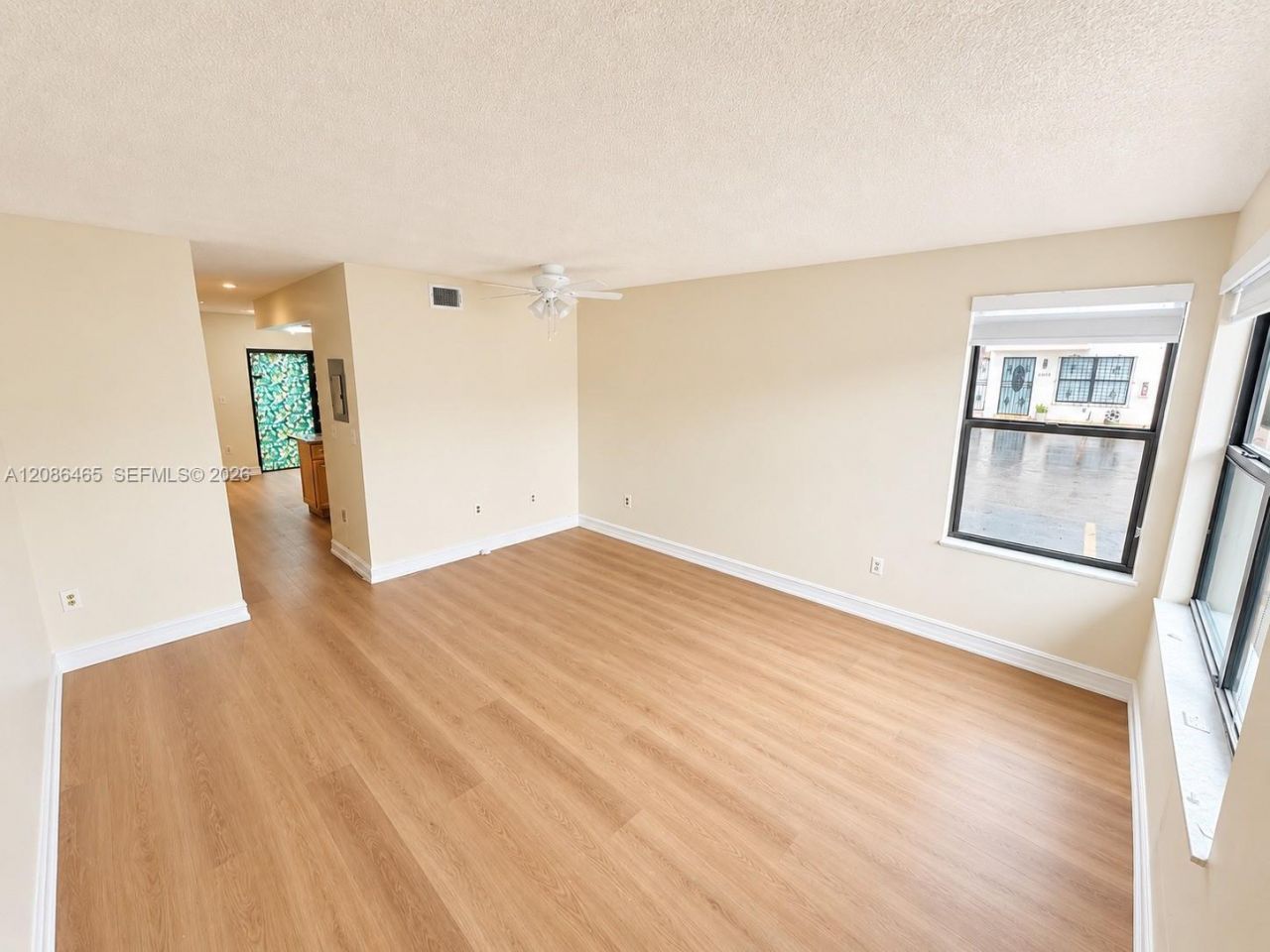 2071 W 54th St, Unit 77, Hialeah, FL 33016 Photo