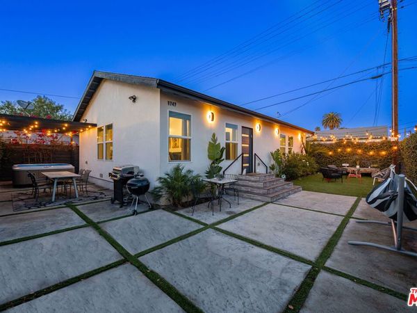 1747 W 30th Street, Los Angeles, CA 90018