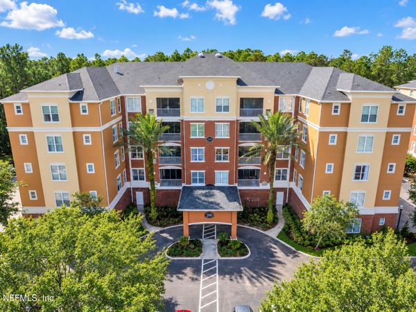 4480 DEERWOOD LAKE Parkway, Unit 151, Jacksonville, FL 32216