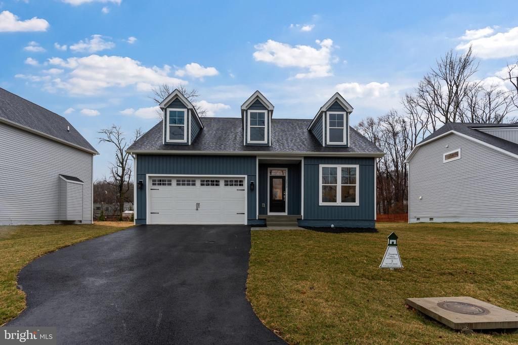 2032 WILLIAM AVENUE, ESSEX, MD 21221