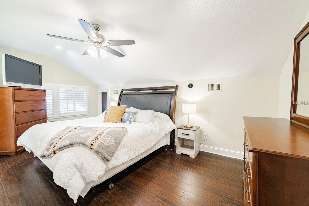 1145 Highland Street S, Saint Petersburg, FL 33701 Photo