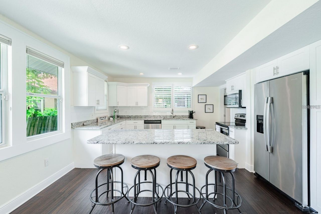 1145 Highland Street S, Saint Petersburg, FL 33701 Photo