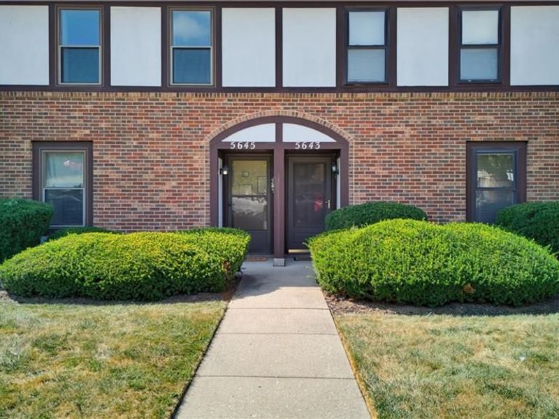 5645 Cobblegate Drive, Dayton, OH 45449 Photo 2