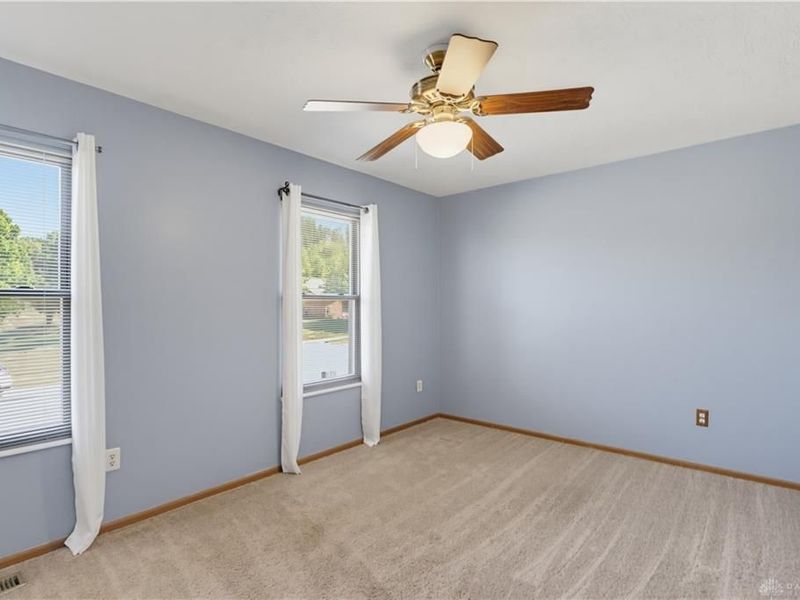 5645 Cobblegate Drive, Dayton, OH 45449 Photo 24