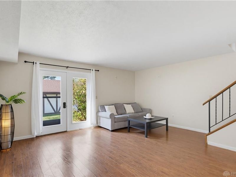 5645 Cobblegate Drive, Dayton, OH 45449 Photo 5