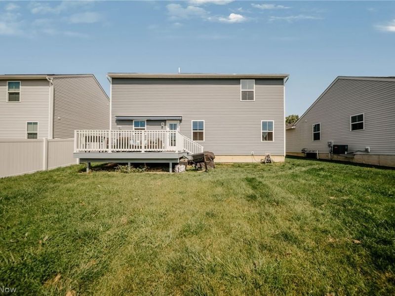 136 Wildflower Drive, Elyria, OH 44035 Photo 3