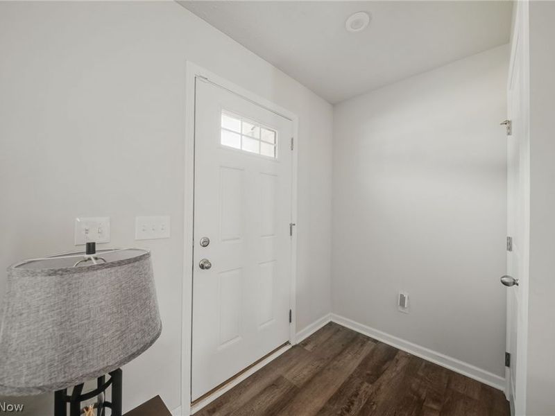 136 Wildflower Drive, Elyria, OH 44035 Photo 4